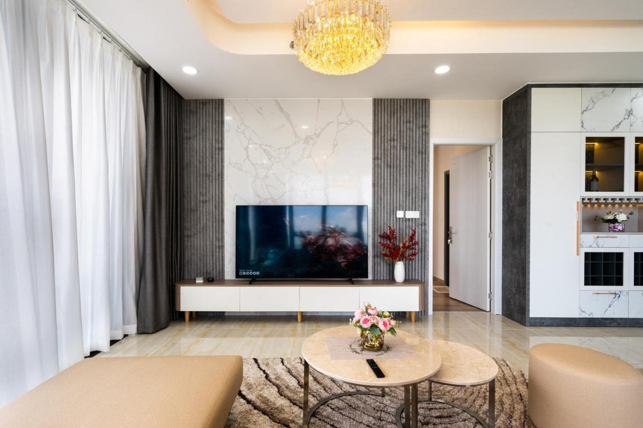 Convinia Luxury The Peak Midtown Aparthotel Ho Chi Minh City Exterior photo