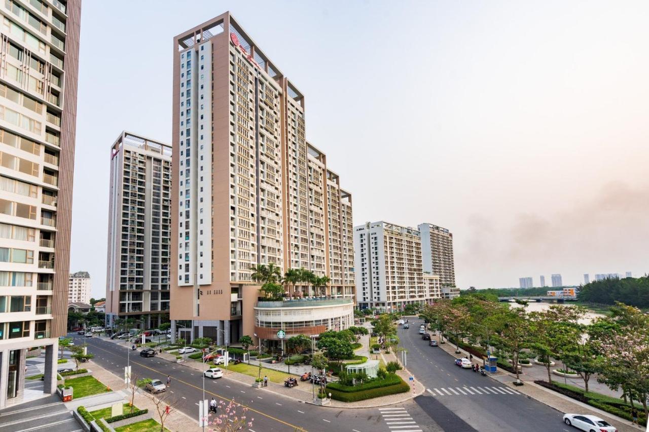 Convinia Luxury The Peak Midtown Aparthotel Ho Chi Minh City Exterior photo
