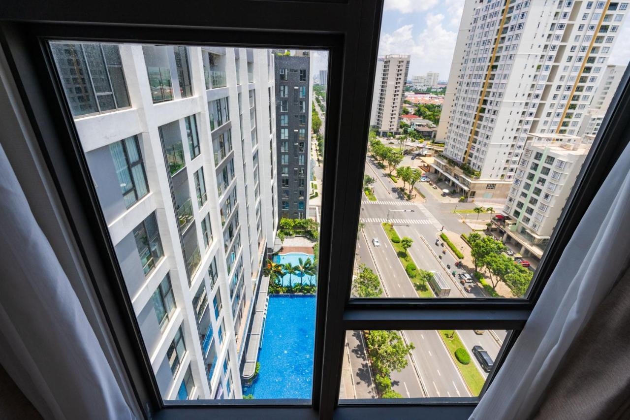 Convinia Luxury The Peak Midtown Aparthotel Ho Chi Minh City Exterior photo