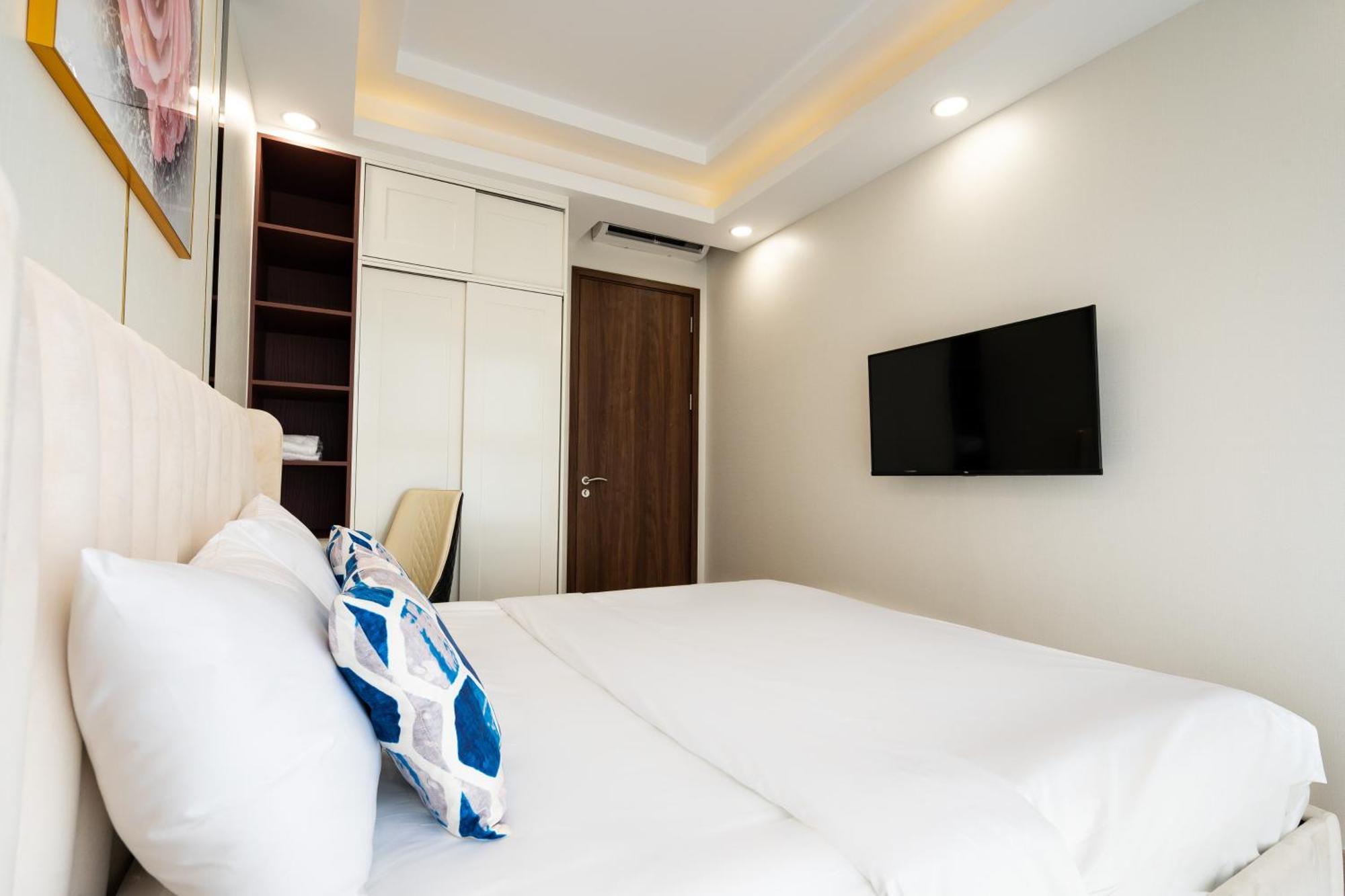 Convinia Luxury The Peak Midtown Aparthotel Ho Chi Minh City Exterior photo
